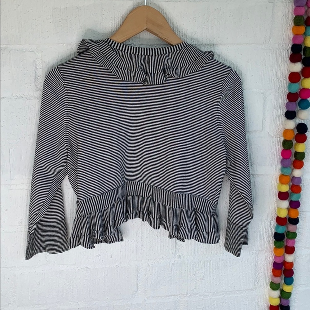 WHBM Ruffle Cropped Ruffle Shrug Off sz M - Picture 5 of 8